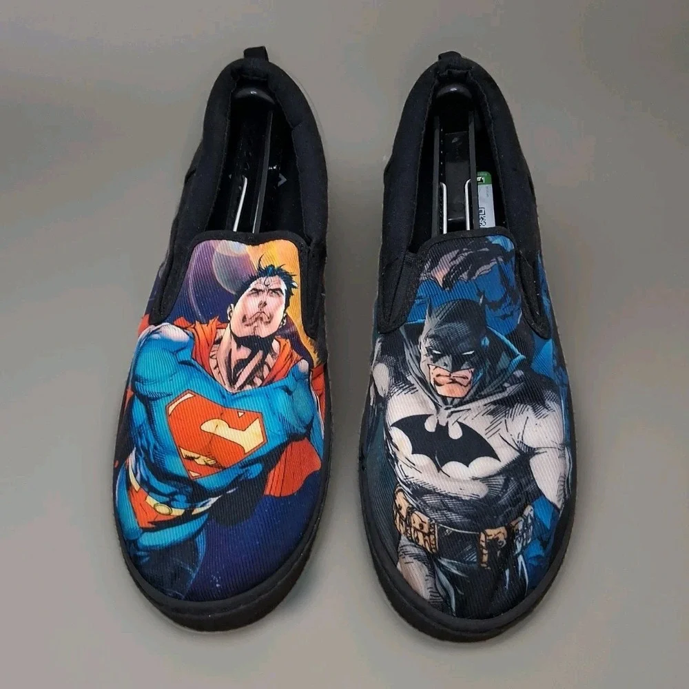 DC Comics Batman / Superman Canvas Slide On Shoes Size‎ 11